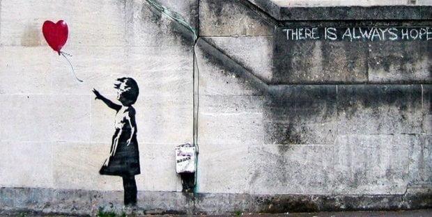 Banksy apre il suo primo e-shop: ecco cosa cambia adesso