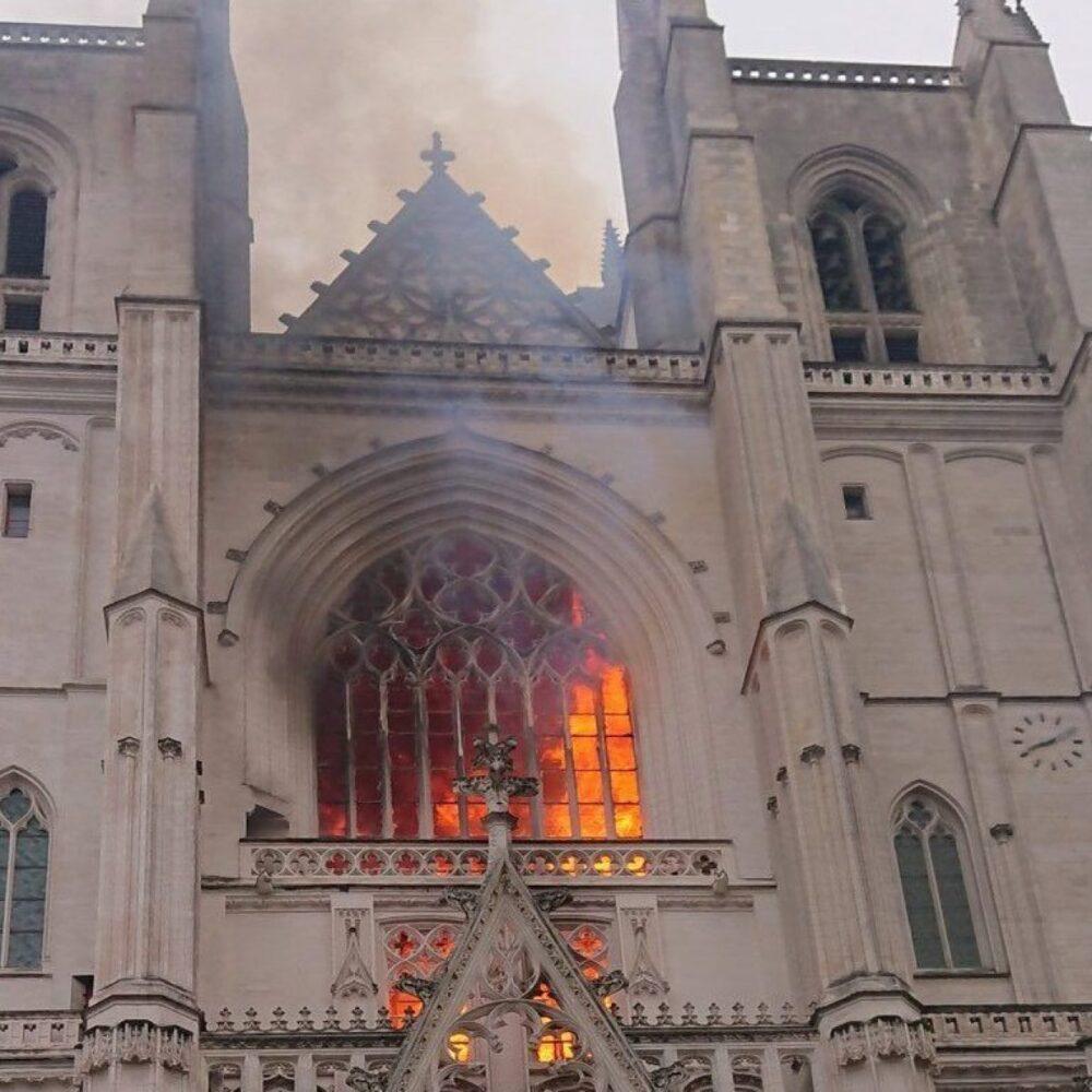 Da Notre-Dame a Nantes, quando l’arte va in fiamme