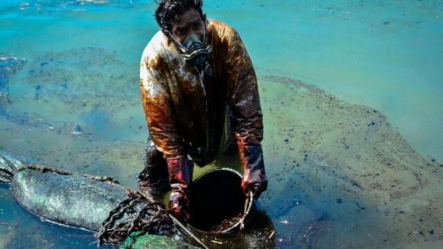 Mauritius: il disastro ambientale provocato da una nave