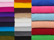 Pile e fibre sintetiche: storia di comodità e inquinamento Pile e microfibre sintetiche: storia di comodità e inquinamento