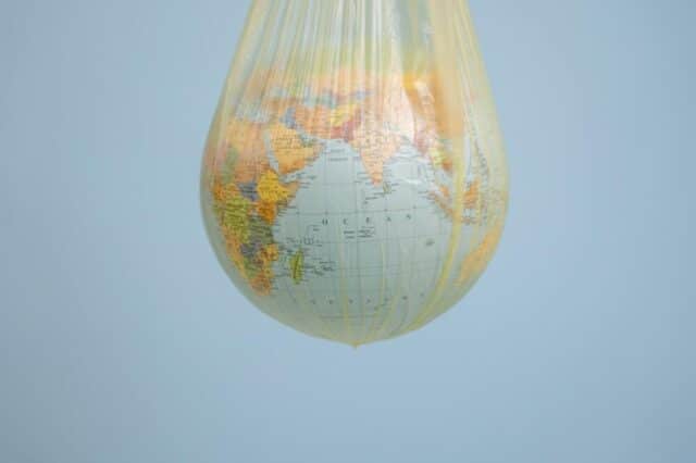 Consumismo: la Cop26 non basta. Occorre una rivoluzione culturale Consumismo: la Cop26 non basta. Occorre una rivoluzione culturale