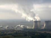 Con nucleare e gas, la tassonomia europea non è a prova di sostenibilità Con nucleare e gas, la tassonomia europea non è a prova di sostenibilità