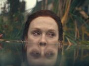 La storia di Lisey: il dolcissimo dono di King alla sua Tabitha Lisey King, in: https://www.ilcineocchio.it/tv/la-storia-di-lisey-serie-apple-tv-la-recensione-degli-8-episodi/