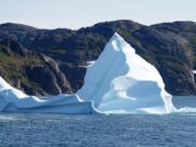 La Groenlandia è il cubetto di ghiaccio nel cocktail della crisi climatica La Groenlandia continua a sciogliersi: l'impatto sul pianeta