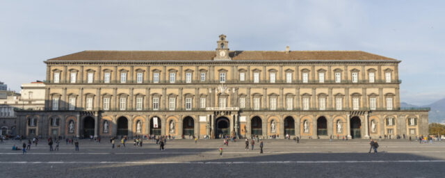 Mi riconosci e lo spostamento della Biblioteca Nazionale di Napoli