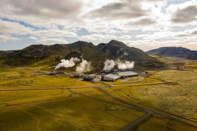 L' energia geotermica può aiutare le megalopoli nella transizione ecologica? L' energia geotermica può aiutare le megalopoli nella transizione ecologica?