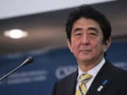 Shinzō Abe: chi era il leader giapponese assassinato Shinzō Abe