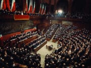 La vera incognita del Governo Meloni: la legge di bilancio 2023 In caso di ritardo, scatta una misura eccezionale che prende il nome di “esercizio provvisorio”, durante la quale non si possono adottare variazioni di bilancio ma, al contrario, ci si deve limitare e gestire le operazioni di ordinaria amministrazione.