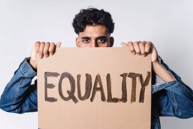 Donne discriminate: è questo il futuro che non vogliamo Donne discriminate: è questo il futuro che non vogliamo