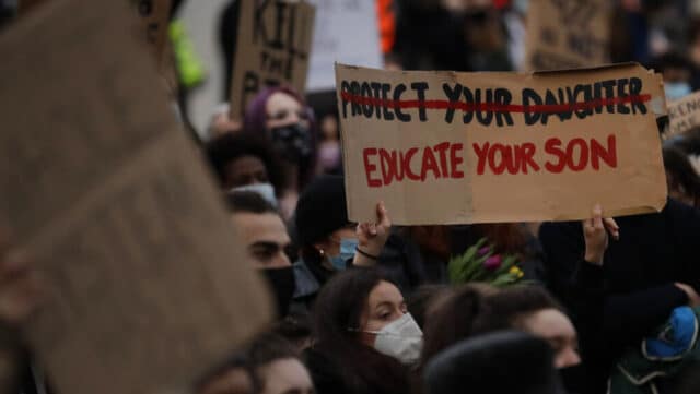 Non è solo We are Social, la cultura dello stupro è ovunque
