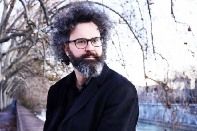 Simone Cristicchi, l’indefinibile binomio tra genio e follia