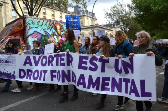 abortire in costituzione abortire in costituzione