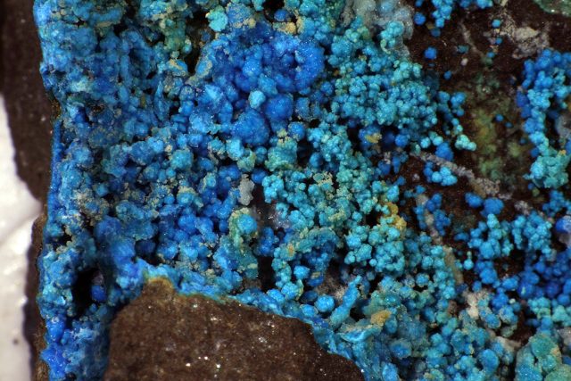 Fotografia della Decrespignyite di Mark Trevor Willoughby (fonte: Wikimedia Commons)
