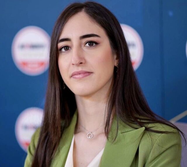 Marianna Ricciardi (M5S) Ricciardi (M5S): “Stipendi oltre il tetto all’ASI: Serve trasparenza”