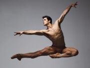 L’effetto Roberto Bolle: Milano in piedi per la grande danza