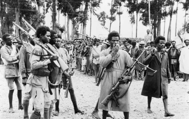 "Italiani brava gente", come la memoria di Stato ha cancellato il colonialismo "Italiani brava gente", come la memoria di Stato ha cancellato il colonialismo